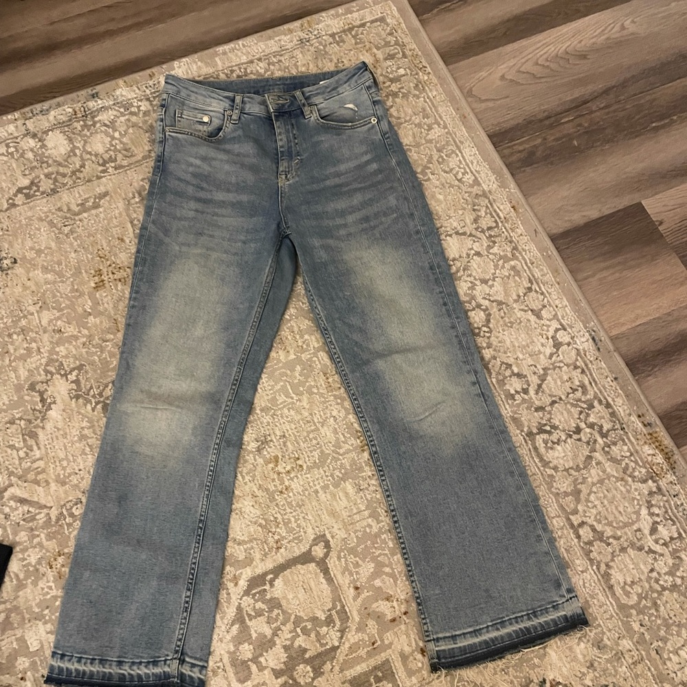 Flare jeans in good condition. Worn a few times. Size 28